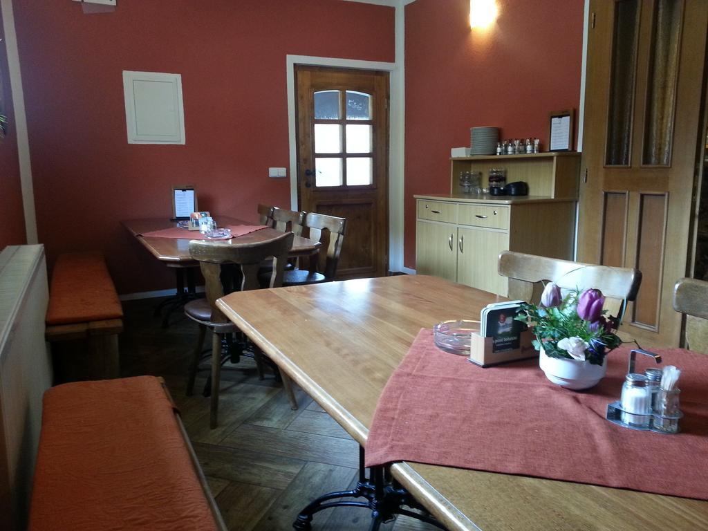 Restaurant & Pension Liebenstein Libá 외부 사진