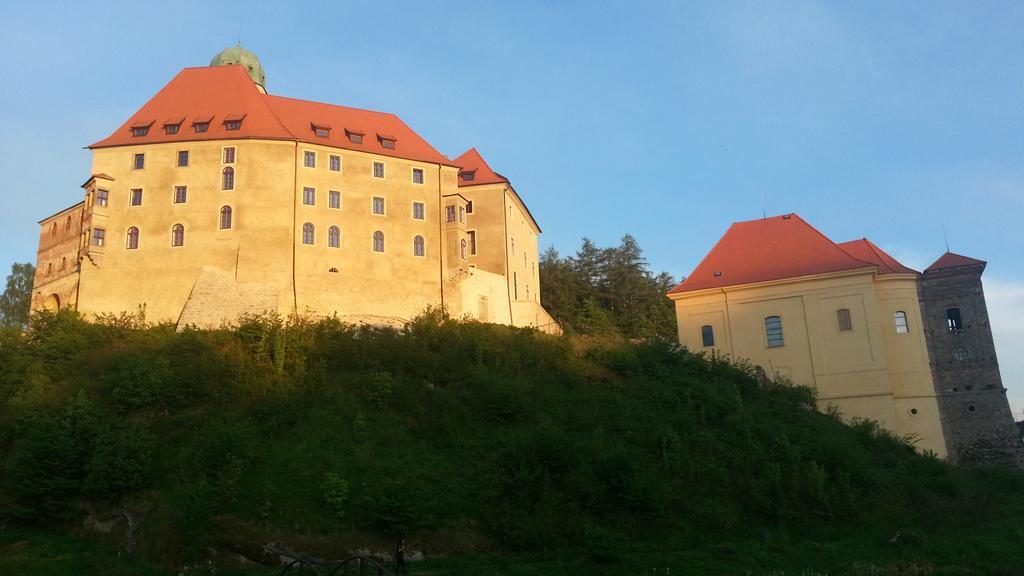 Restaurant & Pension Liebenstein Libá 외부 사진