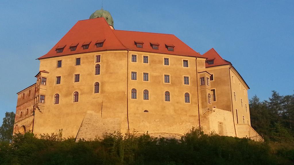 Restaurant & Pension Liebenstein Libá 외부 사진